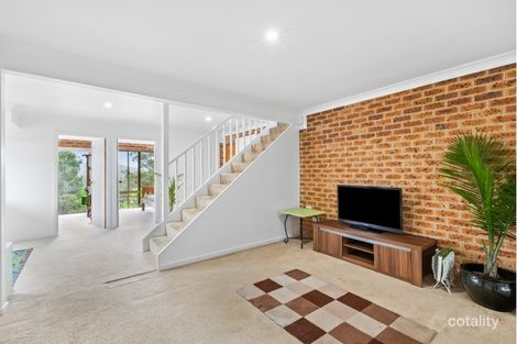 Property photo of 10 Merida Close Narara NSW 2250