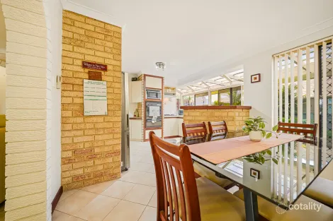 Property photo of 7 Davies Crescent Kardinya WA 6163