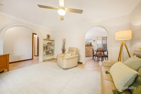 Property photo of 7 Davies Crescent Kardinya WA 6163