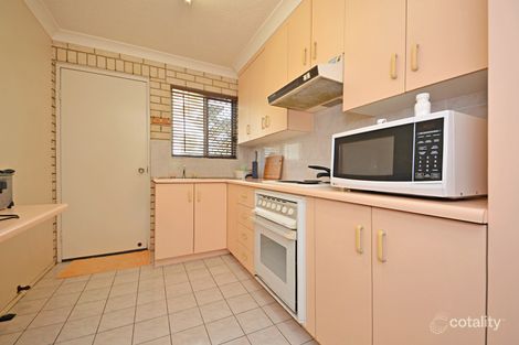 Property photo of 2/235 Dean Street Berserker QLD 4701