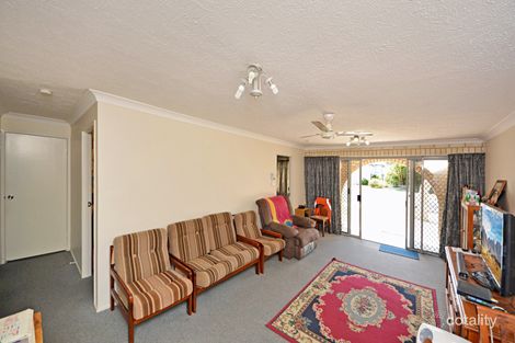 Property photo of 2/235 Dean Street Berserker QLD 4701