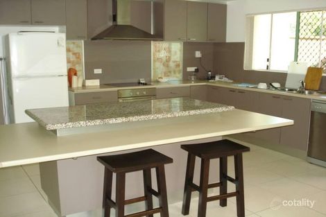 Property photo of 1/14 Clayton Street Labrador QLD 4215