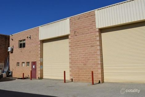 3 Moorlands Rd, Ingleburn, NSW 2565