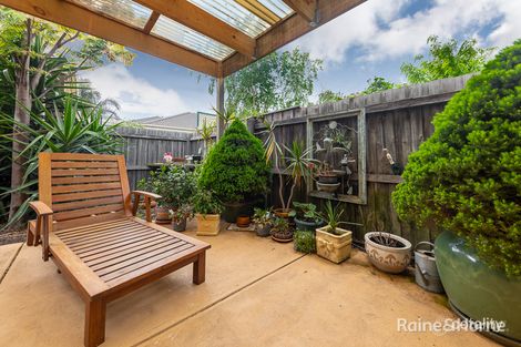 Property photo of 2 Severino Place Sunbury VIC 3429