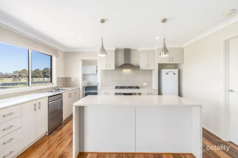 Property photo of 46 Robertson Road Lethbridge VIC 3332