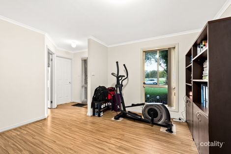 Property photo of 6 Normanton Place Berwick VIC 3806