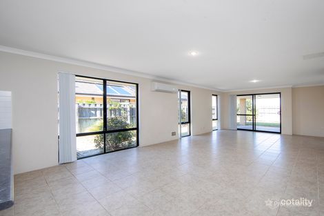 Property photo of 15 Pierre Bend Ellenbrook WA 6069