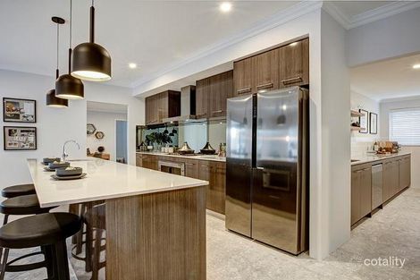 Property photo of 35 Kingshurst Chase Haynes WA 6112