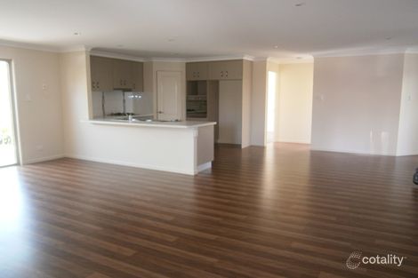 Property photo of 2/7 St Andrews Chase Dalby QLD 4405
