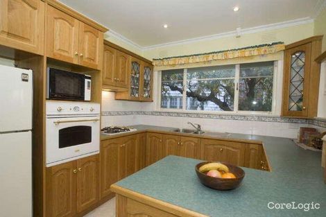 Property photo of 10 Vasey Concourse Ringwood East VIC 3135