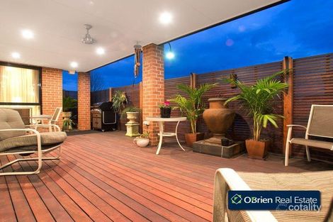 Property photo of 28 The Esplanade Narre Warren South VIC 3805