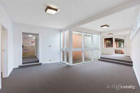 Property photo of 27 Warncliffe Road Ivanhoe East VIC 3079