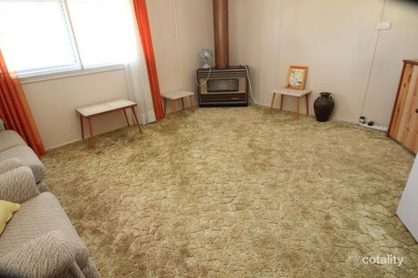 Property photo of 15 Phelhampton Crescent Jennings NSW 4383