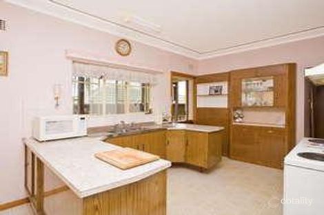 Property photo of 2 Sylvan Street Sylvania NSW 2224