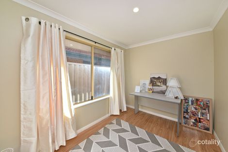 Property photo of 8 Dumbarton Loop Kinross WA 6028