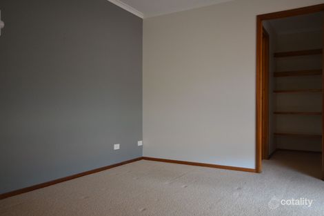 Property photo of 5 Landale Drive Strathdale VIC 3550