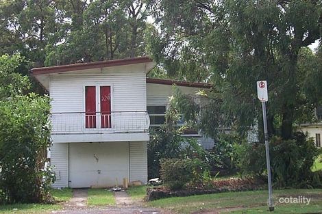 51 Winchester St, Southport, QLD 4215