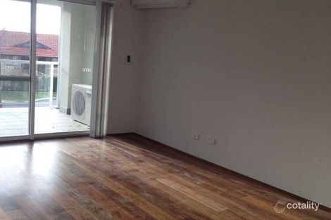 Property photo of 4/42 Elizabeth Street Cloverdale WA 6105