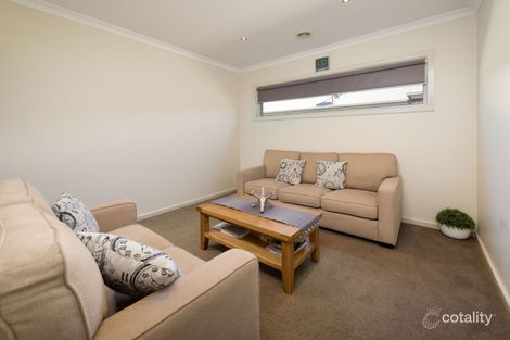 Property photo of 11 Castleton Street Wodonga VIC 3690
