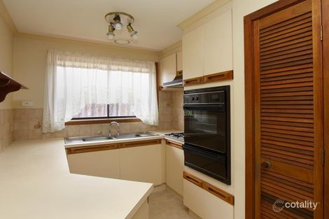 Property photo of 2 Wilson Crescent Hoppers Crossing VIC 3029