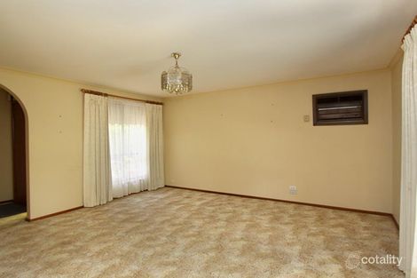 Property photo of 2 Wilson Crescent Hoppers Crossing VIC 3029