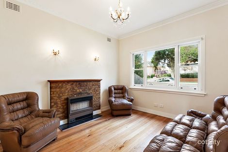 335 Rossmoyne St, Thornbury, VIC 3071