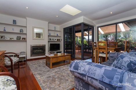 Property photo of 1 Seale Close Duncraig WA 6023