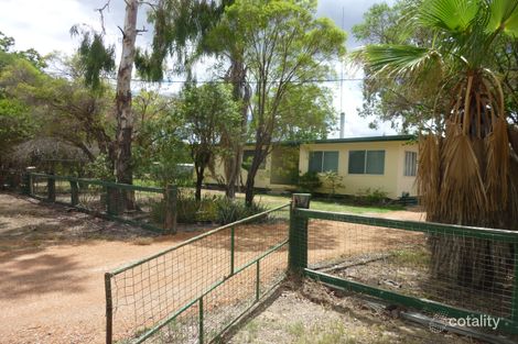 69 Walker St, Mungindi, NSW 2406