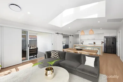 Property photo of 25 Hone Creek Drive Caerleon NSW 2850