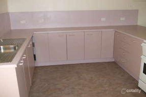 Property photo of 28 Alamanda Street Parkside QLD 4825