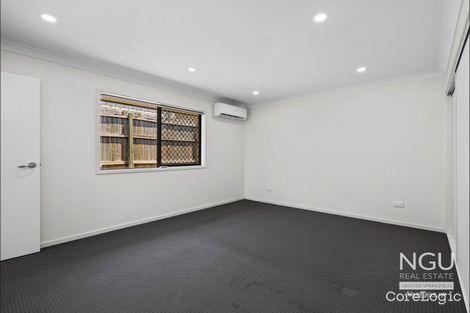 Property photo of 33 Woodline Drive Spring Mountain QLD 4300