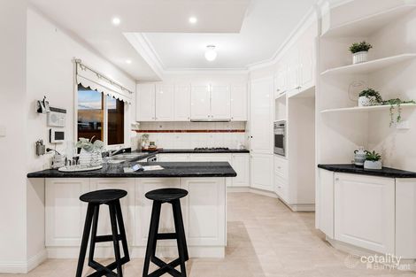 Property photo of 30 Stanley Drive Doncaster VIC 3108