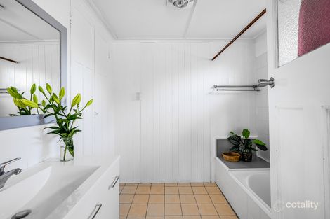 Property photo of 18 Boulton Terrace Toowoomba City QLD 4350