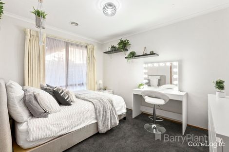 Property photo of 8 Larter Court Bundoora VIC 3083