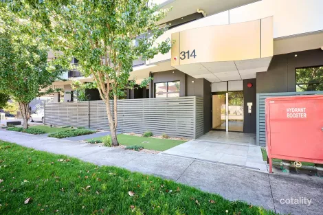 Property photo of 210/314 Pascoe Vale Road Essendon VIC 3040