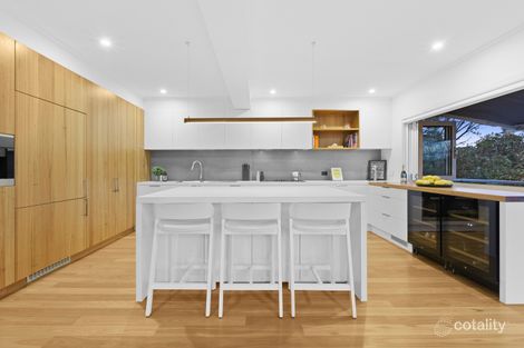 Property photo of 9 Rendlesham Avenue Mount Eliza VIC 3930