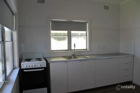 Property photo of 1/172 Denison Street West Tamworth NSW 2340