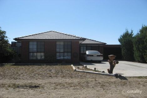 8 Smart Ct, Delahey, VIC 3037