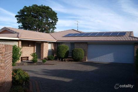 2/10 Amanda Cres, Forster, NSW 2428