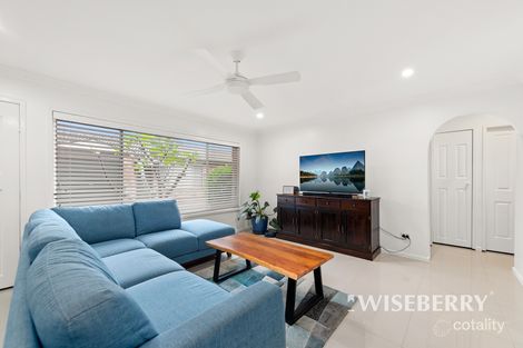 Property photo of 4/42-48 Gascoigne Road Gorokan NSW 2263