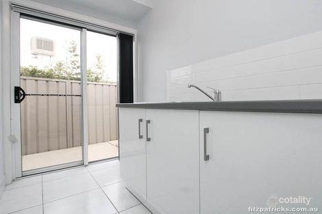Property photo of 1/4 Kellerman Crescent Boorooma NSW 2650