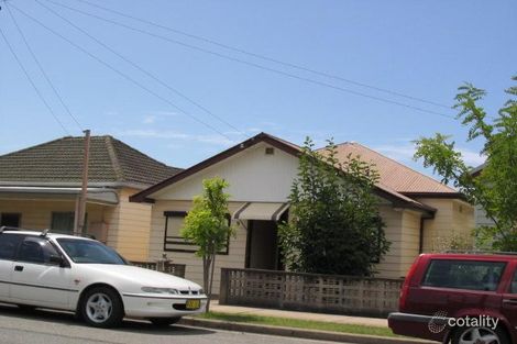 9 Carrington St, Mayfield, NSW 2304