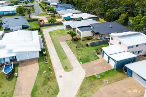 Property photo of 16 Wave Court Toogoom QLD 4655