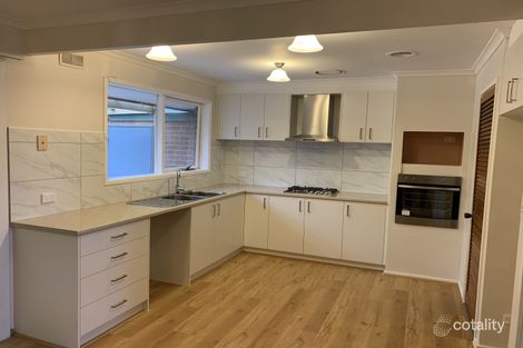 Property photo of 10 Thurmond Court Endeavour Hills VIC 3802