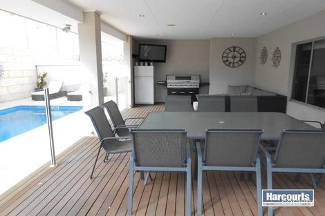 Property photo of 14 Tambora Bend Madeley WA 6065