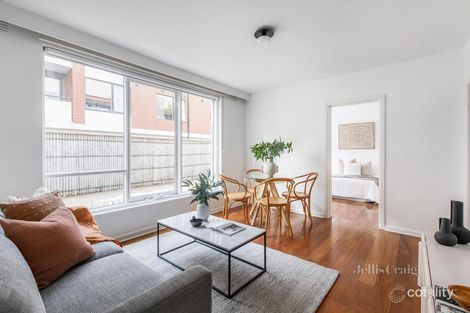 2/51 Ruskin St, Elwood, VIC 3184