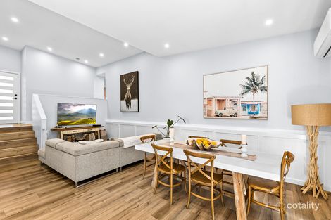 Property photo of 4/3 Hingston Close Lake Heights NSW 2502