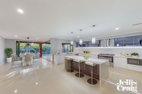 Property photo of 19 Norris Circuit Croydon VIC 3136