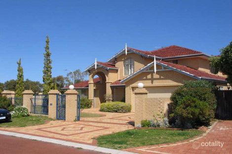 Property photo of 24 Meadowbank Gardens Hillarys WA 6025