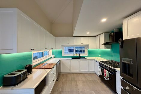 Property photo of 2/45 Webb Road Booker Bay NSW 2257